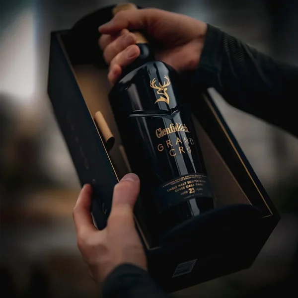 glenfiddich-grand-Cru-23-700-ml-2 Glenfiddich Grand Cru 23 700 ml